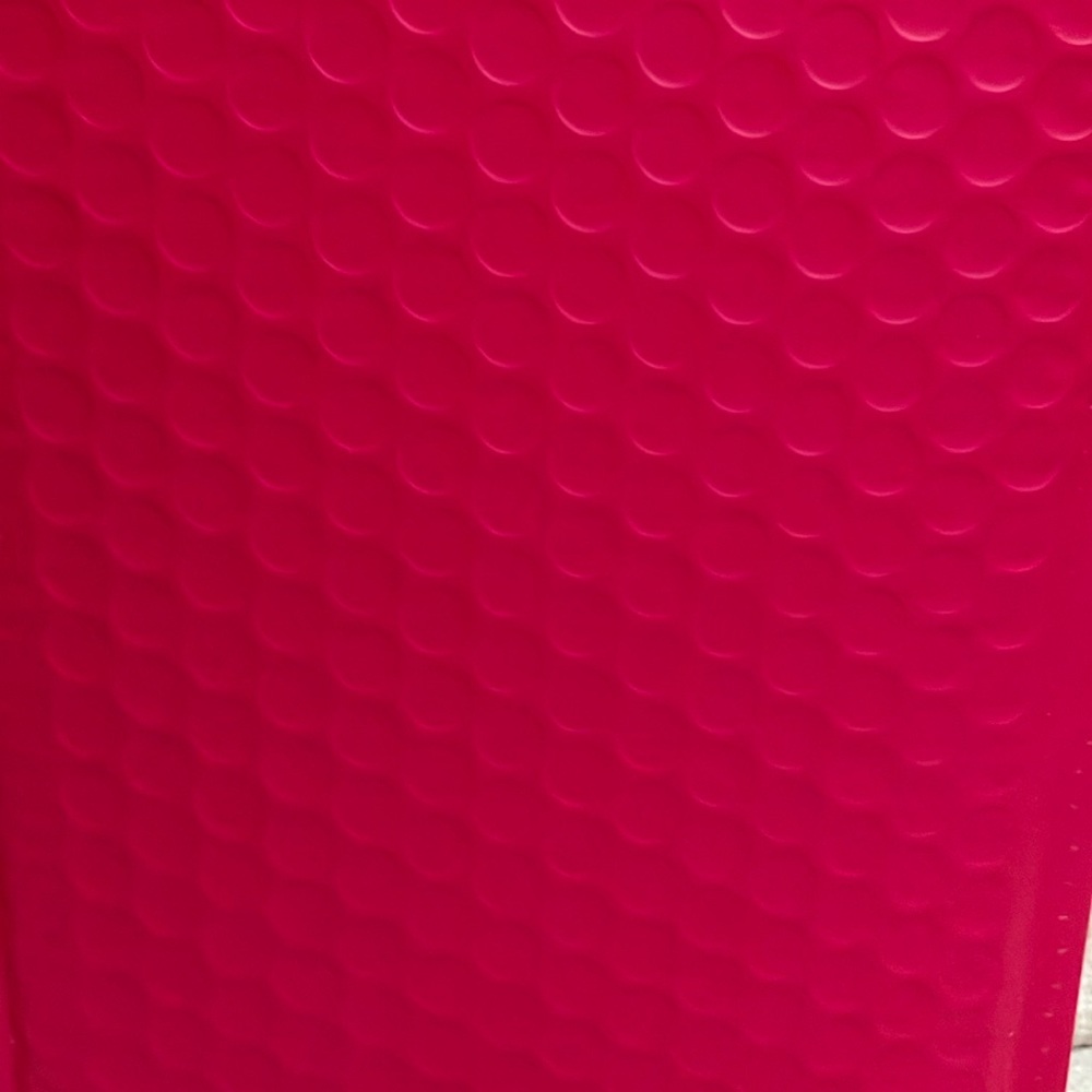 (25) 13” x 10” Bubble Envelopes, Pink, Package Shipping Mailing Self-Sealing NEW